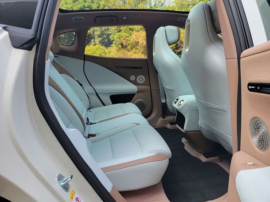 Avatr 07 2025 car image #14