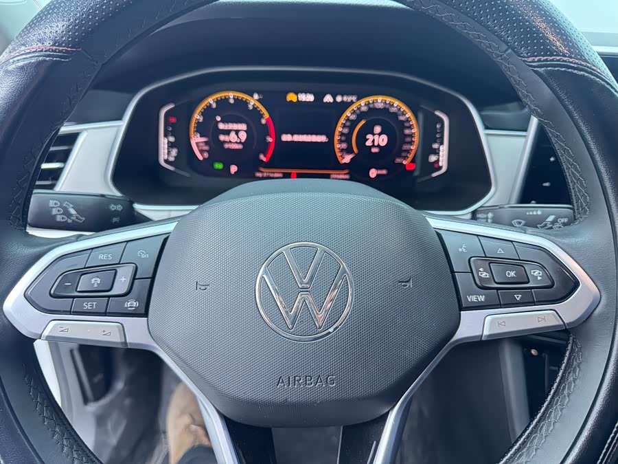 Volkswagen Bora 2024 car image #14