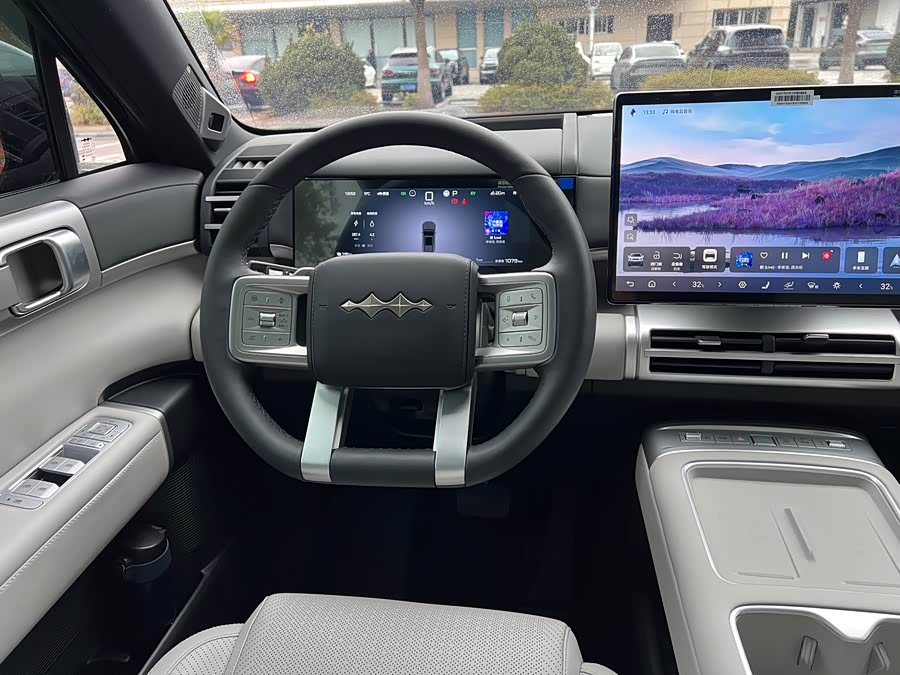 FangChengBao Tiger 7 2025 car image #14