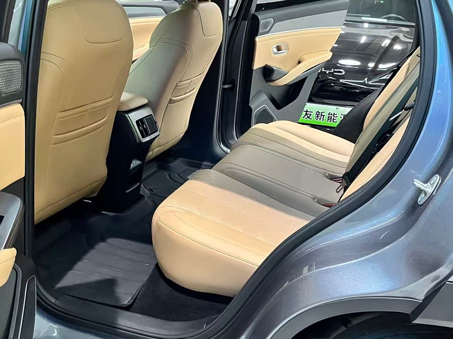 BYD SongL DM-i 2024 #14 BYD SongL DM-i 2024 car image #14