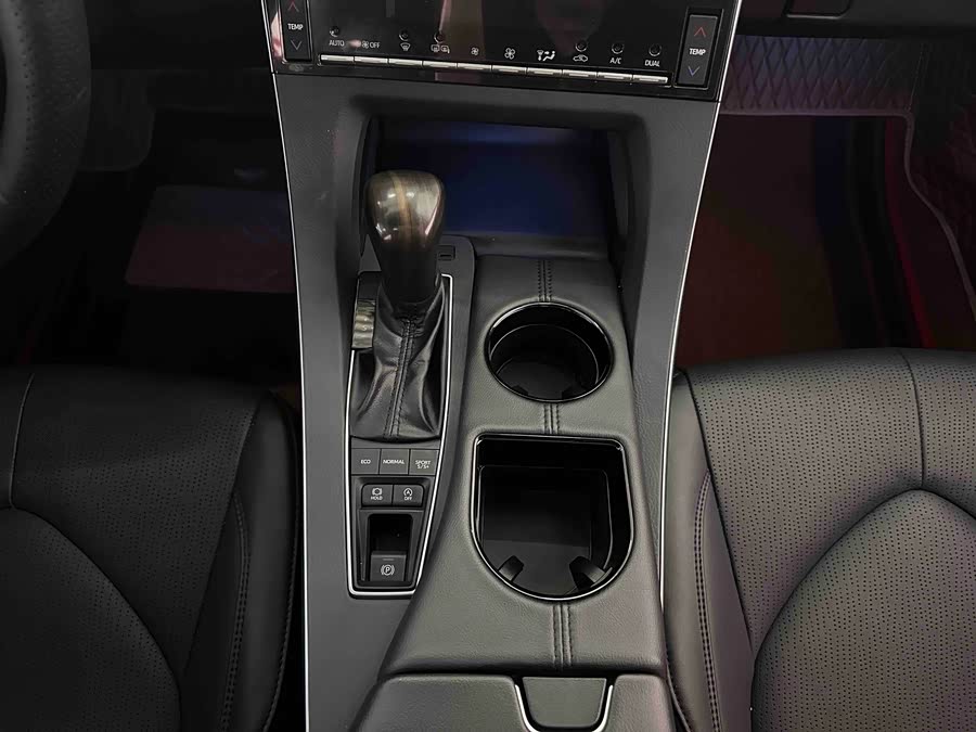 丰田 亚洲龙 2022 汽车图片 #14