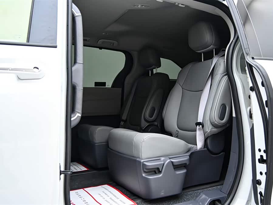 丰田 赛那SIENNA 2025 #14 丰田 赛那SIENNA 2025 汽车图片 #14