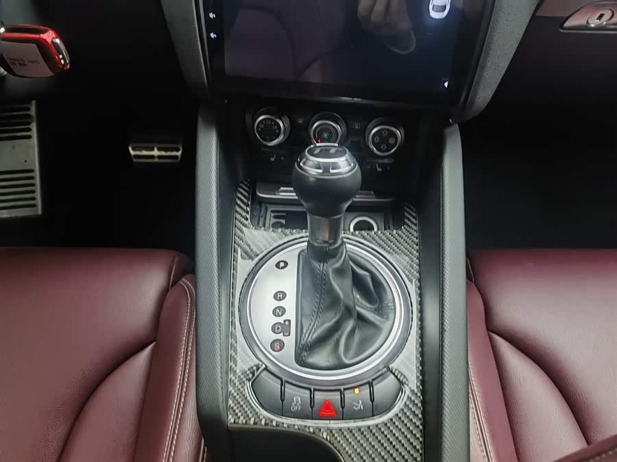 Audi TT 2012 car image #14