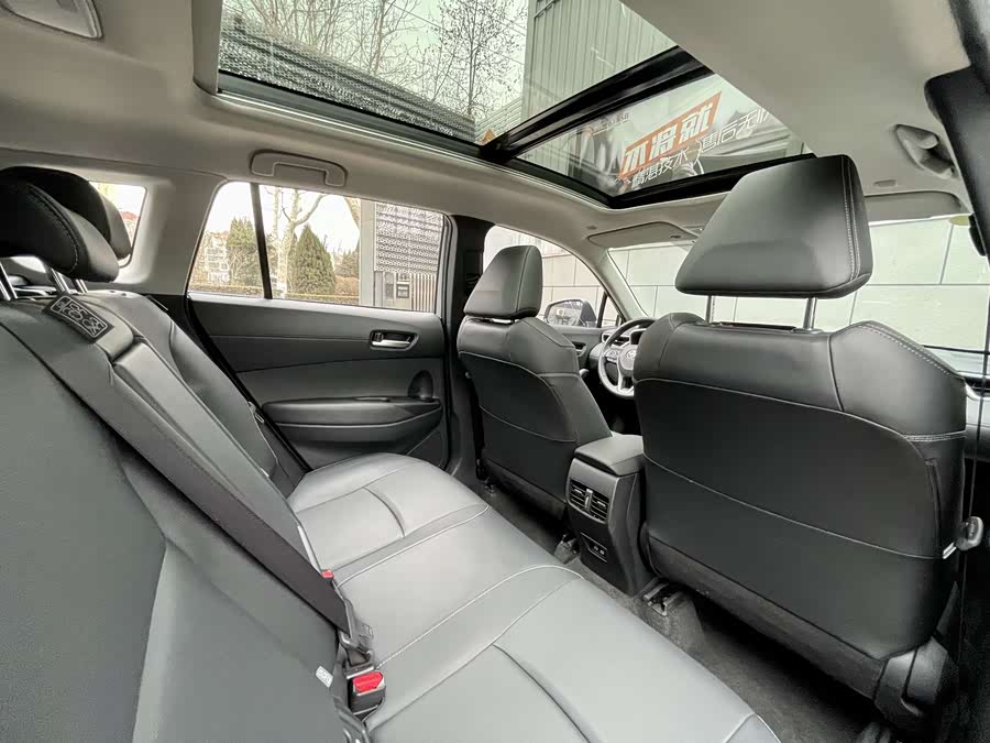 Toyota Corolla Cross 2022 #14 Toyota Corolla Cross 2022 car image #14