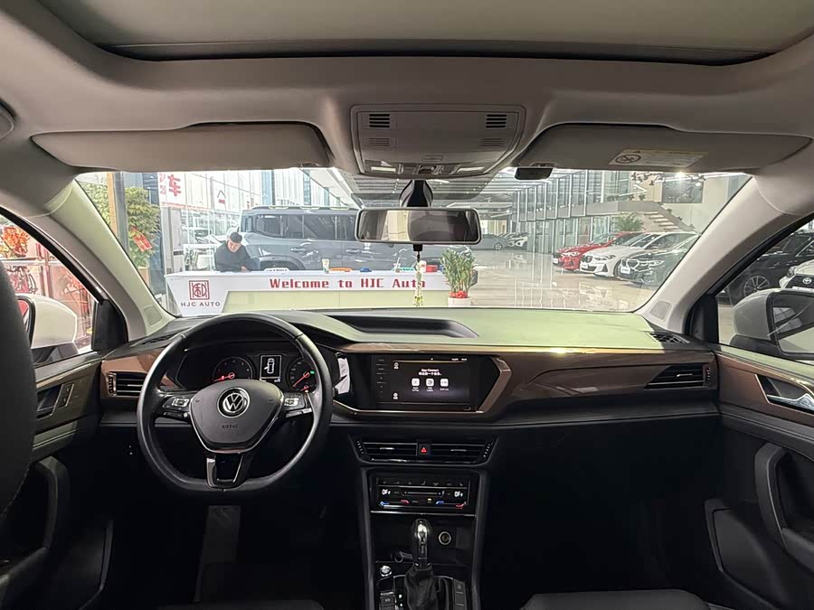 Volkswagen Tharu 2021 immagine di auto #14