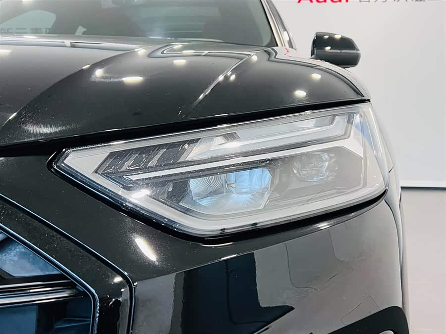 Audi Q5L 2023 car image #14