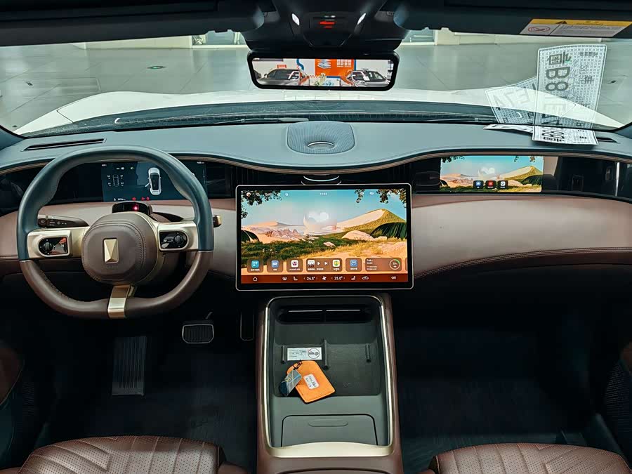 Avatr 11 2023 car image #14