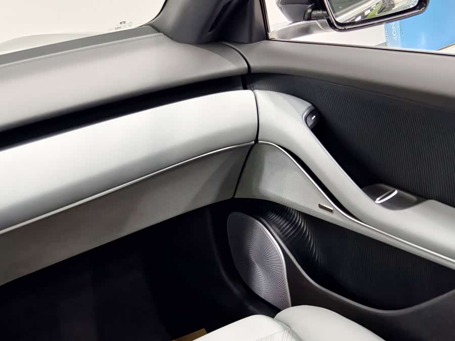 蔚来 蔚来ET5T 2025 汽车图片 #14