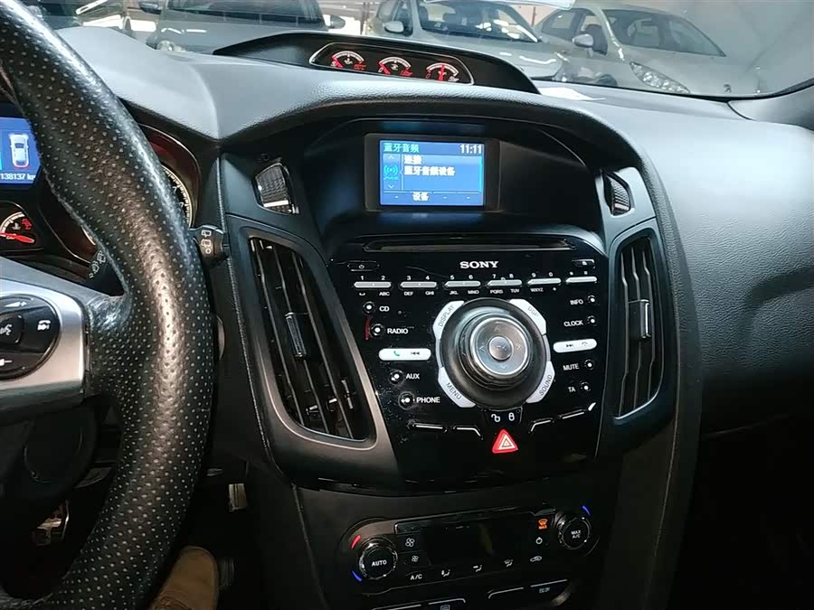 Ford Focus (Imported) 2015 #14 Ford Focus (Imported) 2015 imagen de coche #14