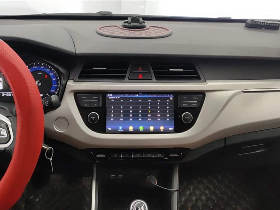 GEELY Vision X3 2019 immagine di auto #14