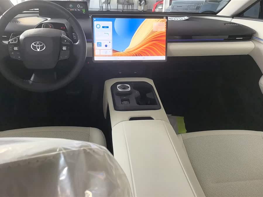 Toyota bZ5 2025 car image #14