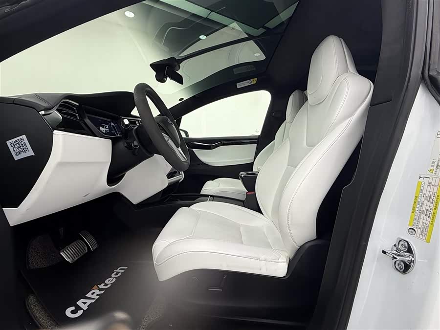Tesla Model X 2018 #14 Tesla Model X 2018 car image #14