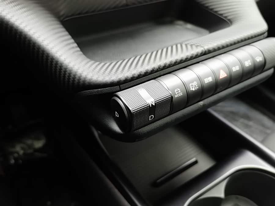 BYD Dolphin 2024 immagine di auto #14