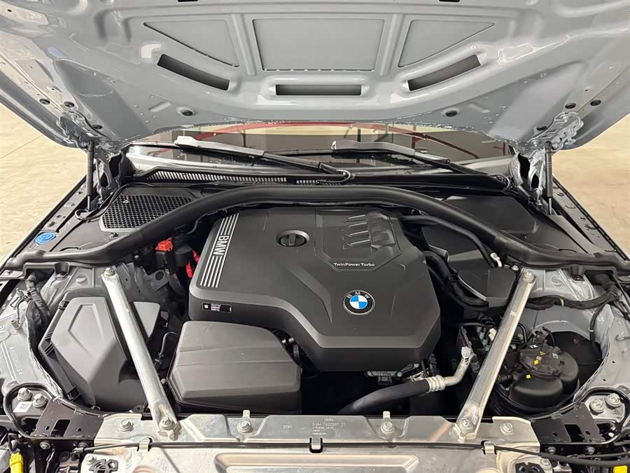 BMW 4 Series 2025 car image #14