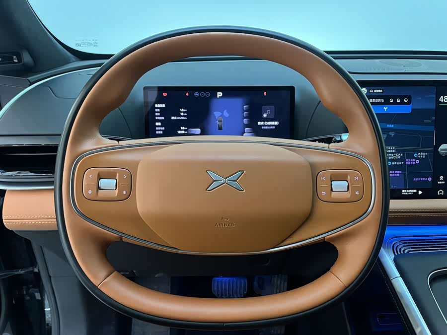 Xpeng G9 2025 car image #14