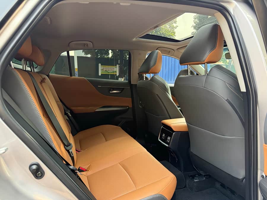 Toyota Venza 2023 immagine di auto #14