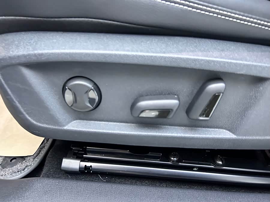 Volkswagen ID.4 X 2024 immagine di auto #14