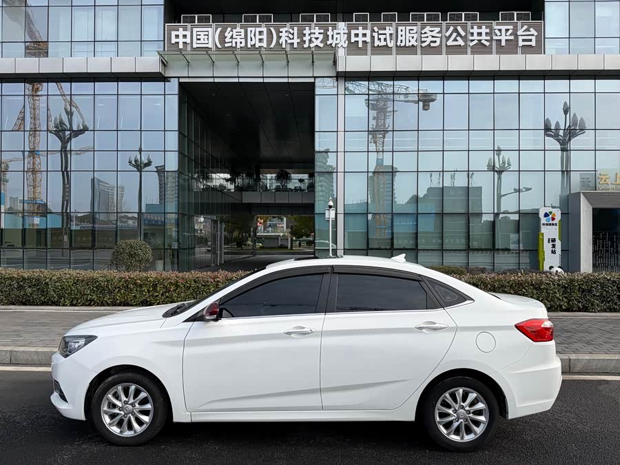 Changan Alsvin V7 2016 car image #14