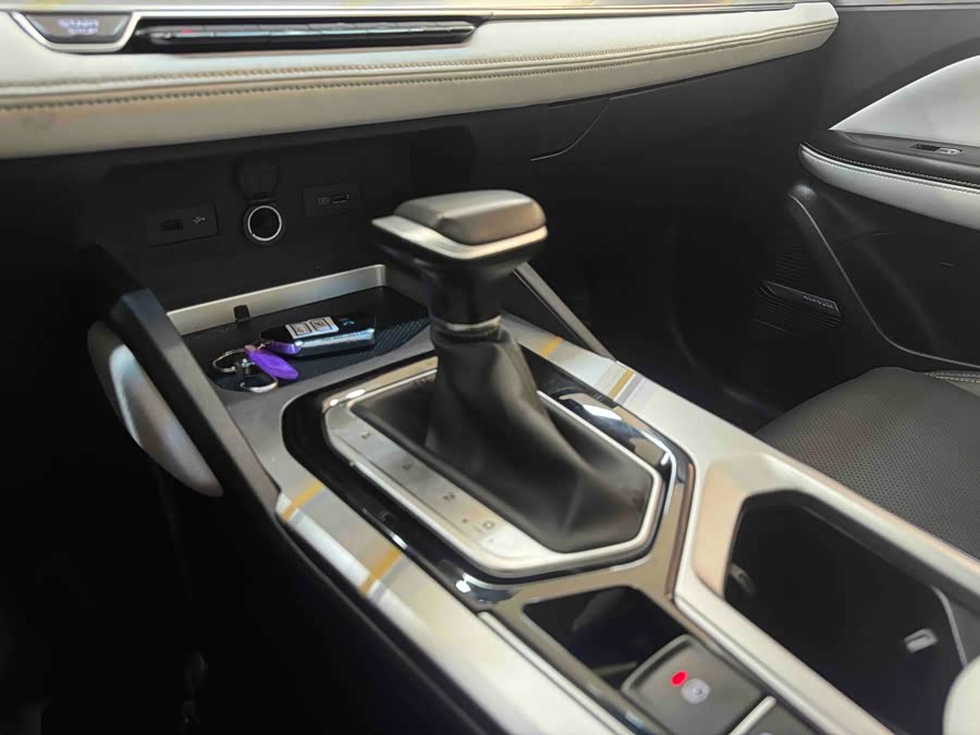 GEELY Emgrand L 2022 car image #14