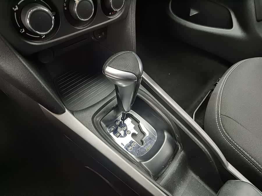 雪铁龙 爱丽舍 2017 汽车图片 #14