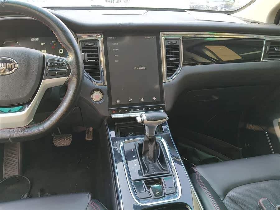 SWM斯威汽车 SWM斯威G05 2020 汽车图片 #14