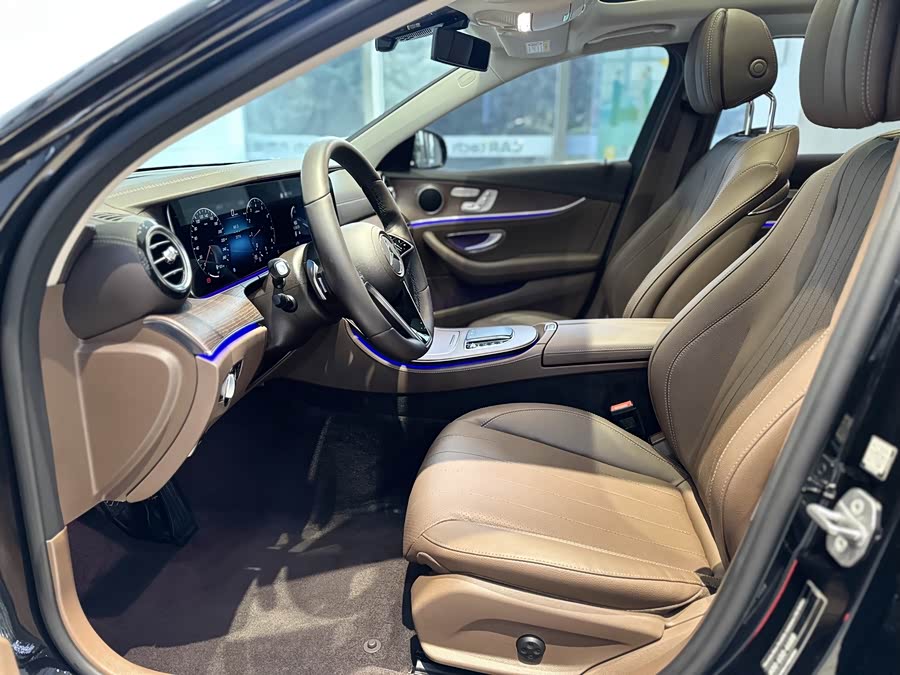 Mercedes-Benz E Class 2023 car image #14