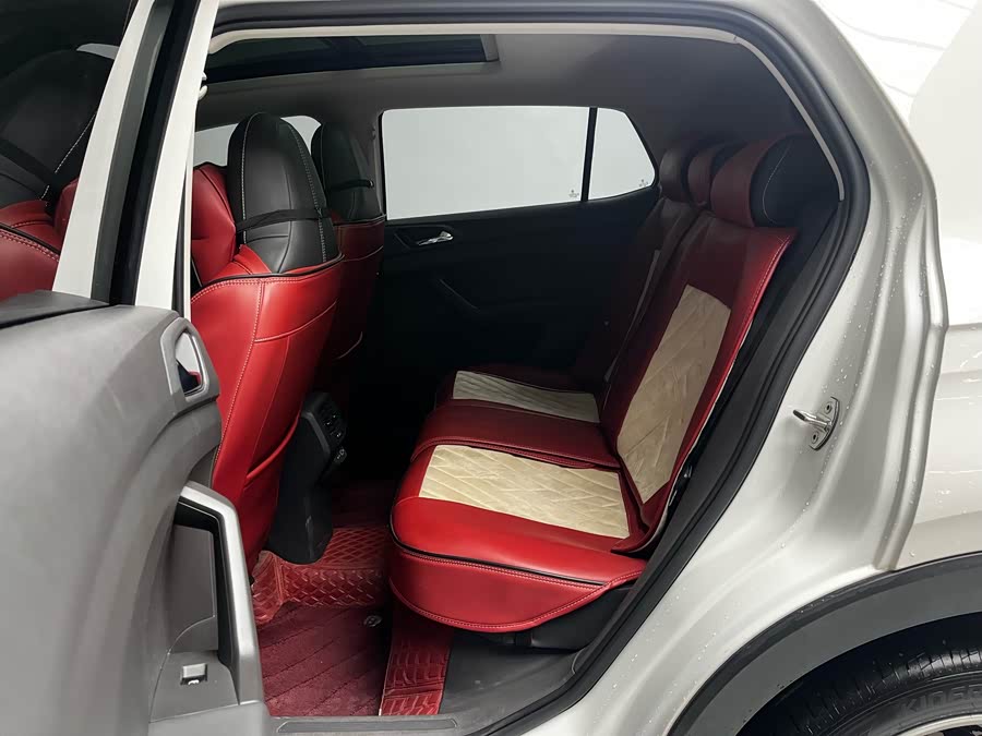 Volkswagen T-Cross 2021 car image #14
