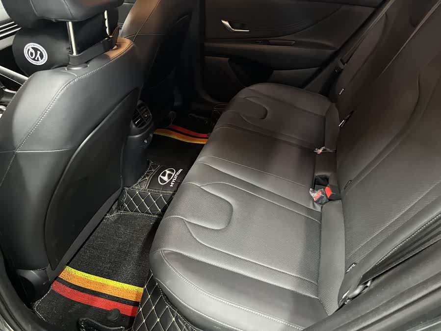 Hyundai Elantra 2023 car image #14