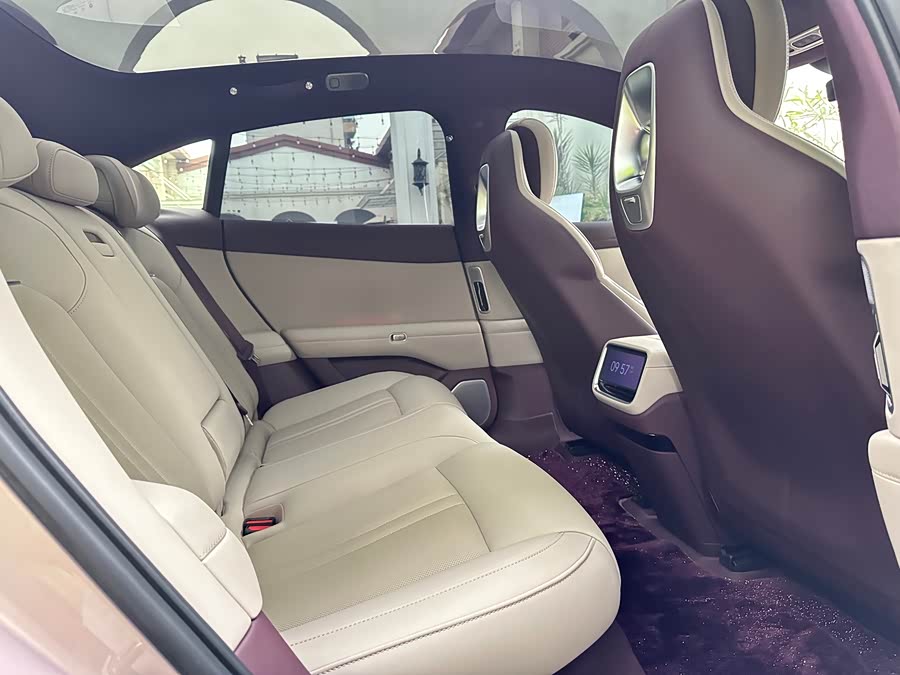 小米汽车 小米YU7 2025 #14 小米汽车 小米YU7 2025 汽车图片 #14