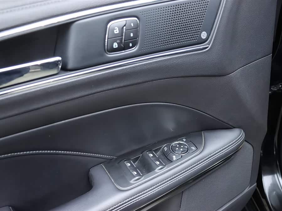 Ford Taurus 2020 car image #14