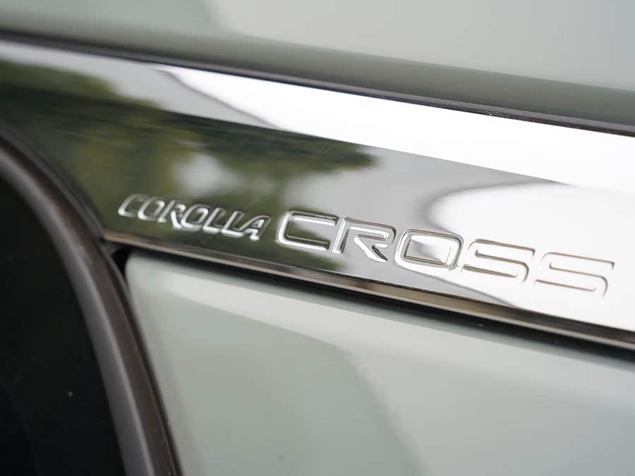 Toyota Corolla Cross 2022 immagine di auto #14