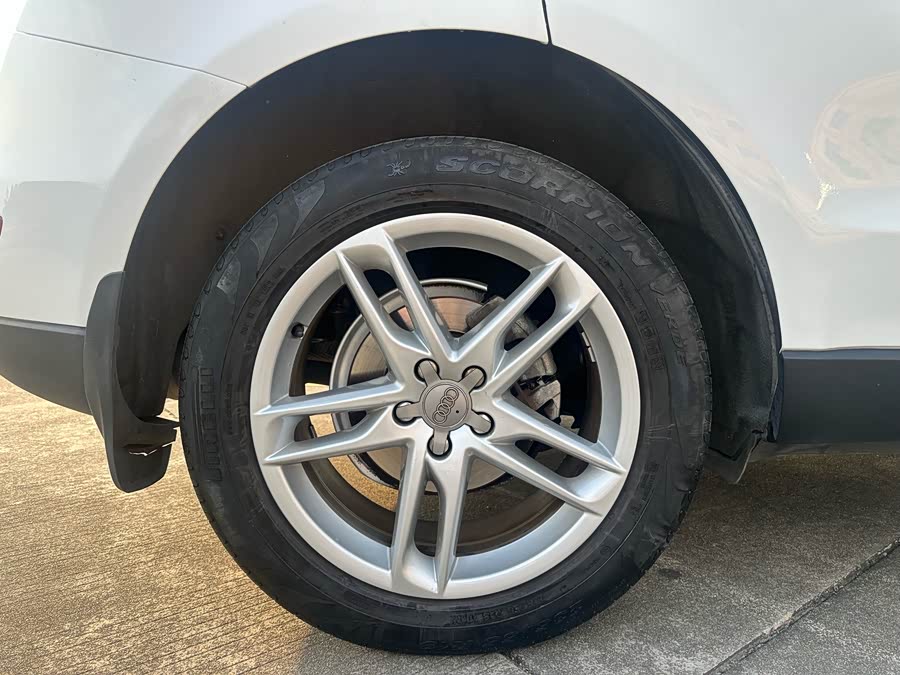 Audi Q5 2017 صورة سيارة #14