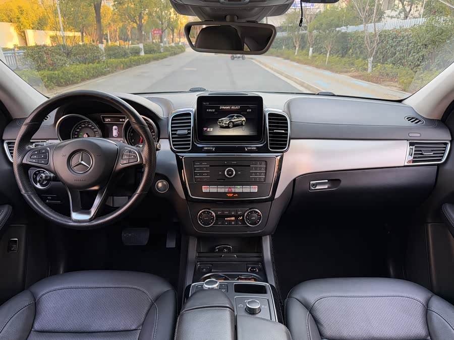 Mercedes-Benz GLE Coupe 2017 #14 Mercedes-Benz GLE Coupe 2017 car image #14