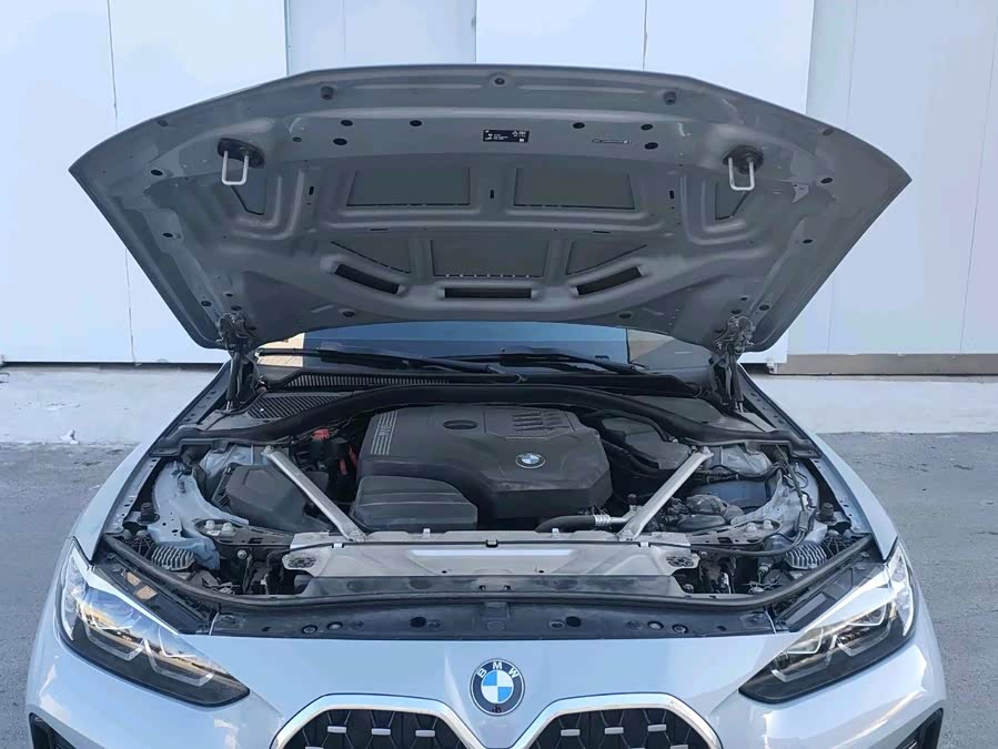 BMW 4 Series 2023 car image #14