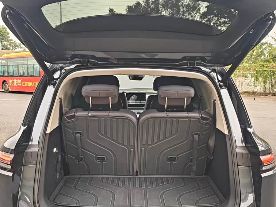 零跑汽车 零跑C16 2024 汽车图片 #14