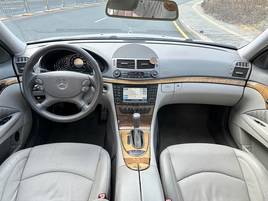 Mercedes-Benz E AMG 2007 immagine di auto #14