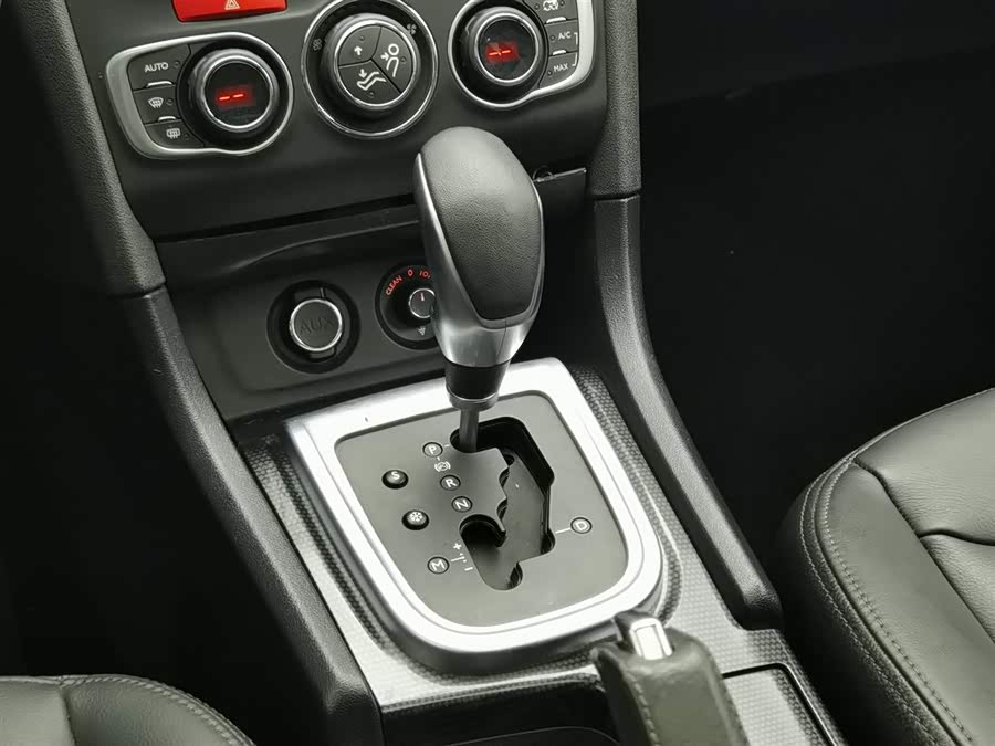 Citroen C4L 2016 imagen de coche #14