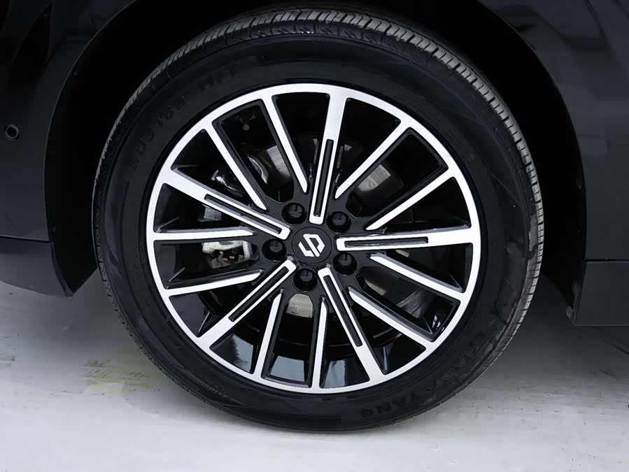 零跑汽车 零跑B10 2025 汽车图片 #14