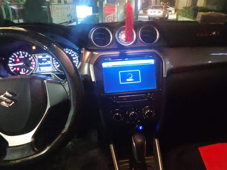 Suzuki Vitara 2016 изображение автомобиля #14