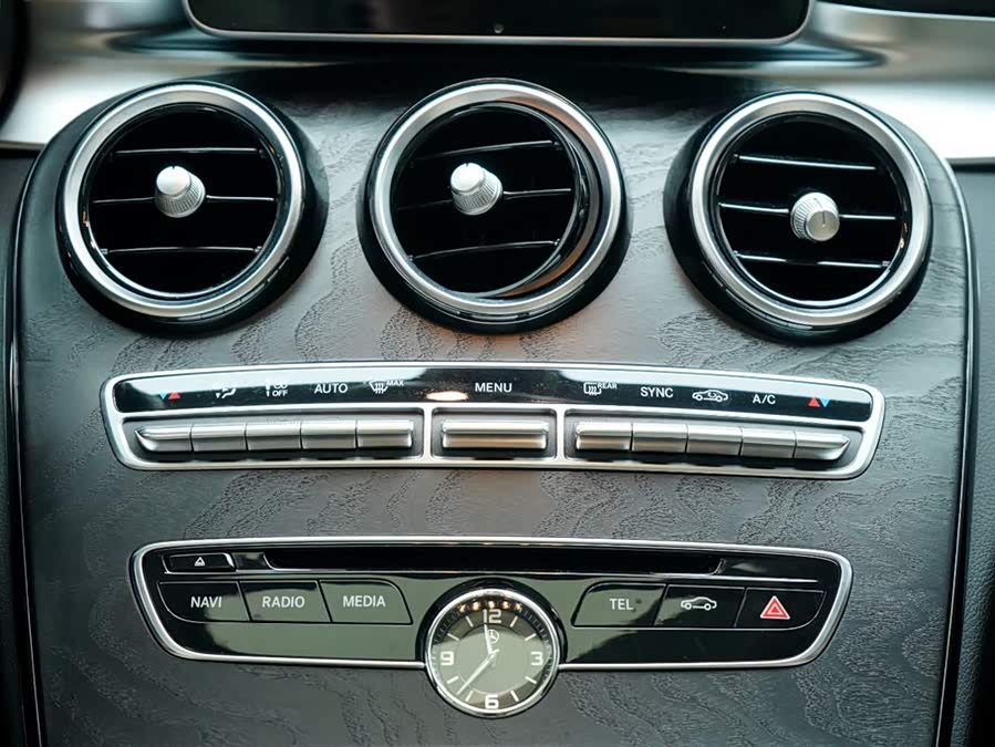 Mercedes-Benz C Class 2015 car image #14