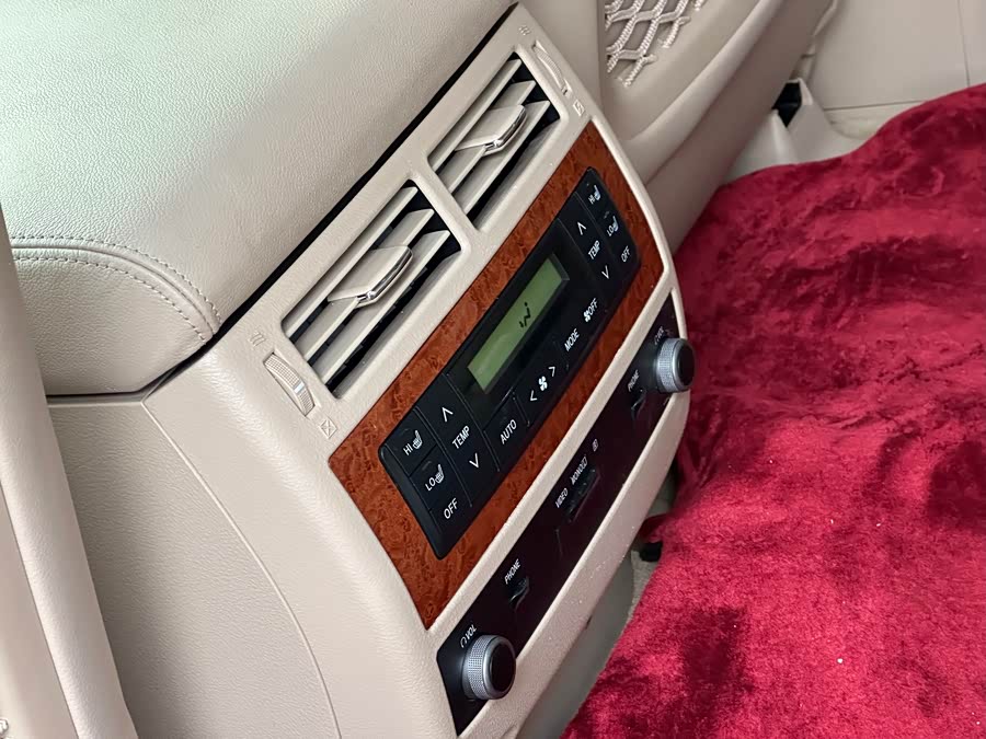 Toyota Land Cruiser 2015 immagine di auto #14