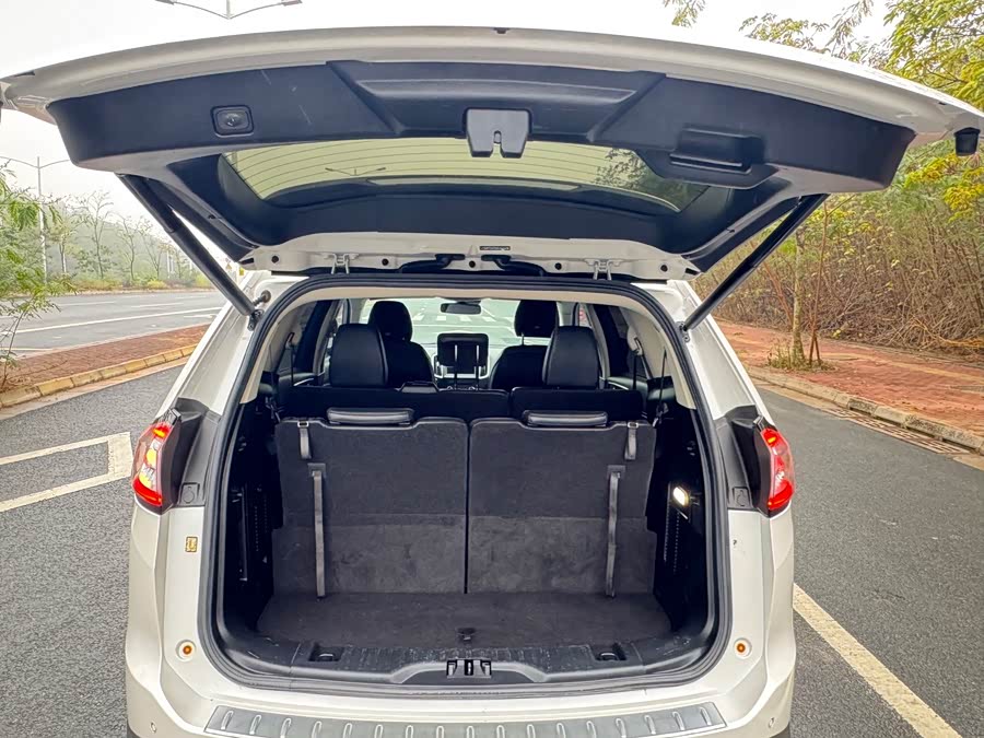 Ford Edge 2018 car image #14