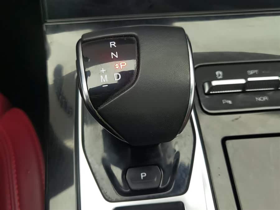 Jetour X70 PLUS 2022 car image #14