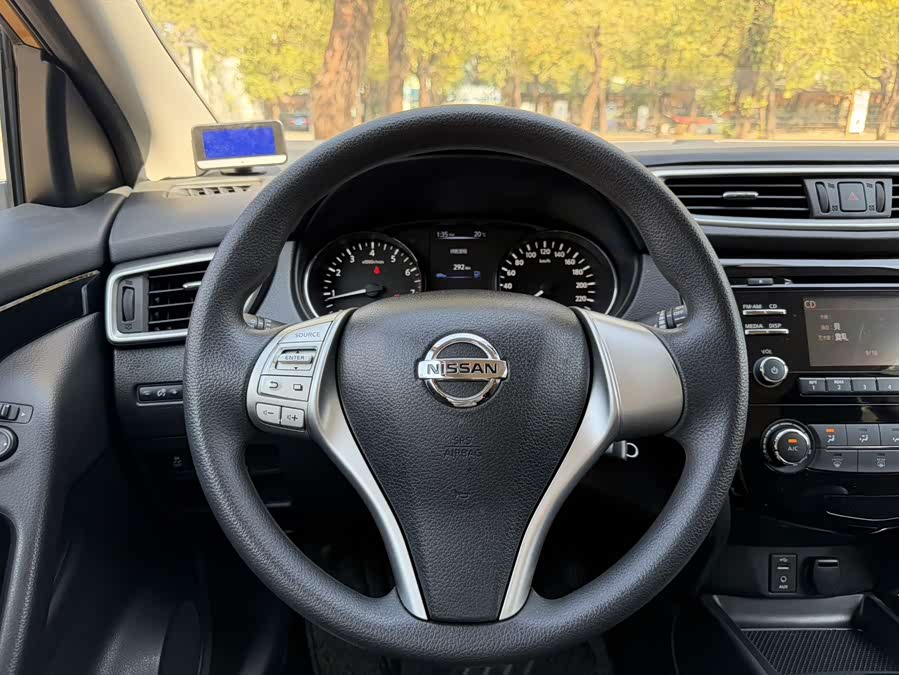 Nissan Qashqai 2017 #14 Nissan Qashqai 2017 car image #14