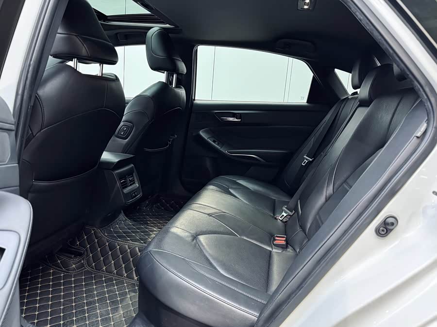 Toyota Avalon 2022 car image #14