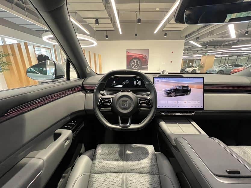 极氪 极氪7X 2024 汽车图片 #14