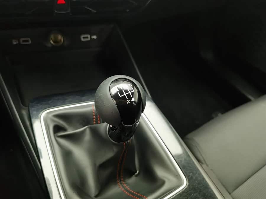 MG 5 2024 car image #14