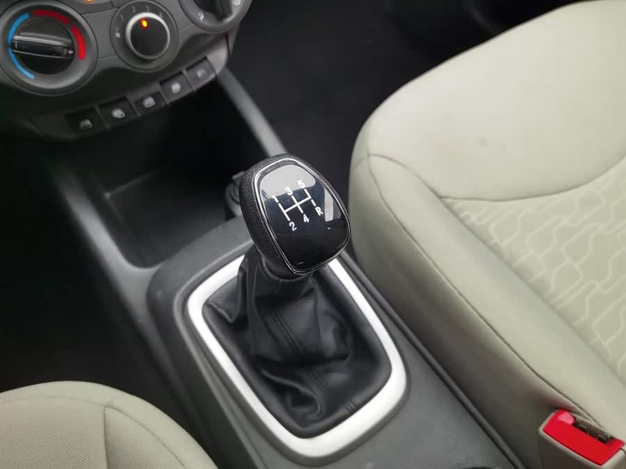 Chevrolet Sail 2016 imagem de carro #14