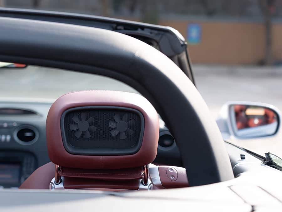 Mercedes-Benz SL Class 2012 car image #14