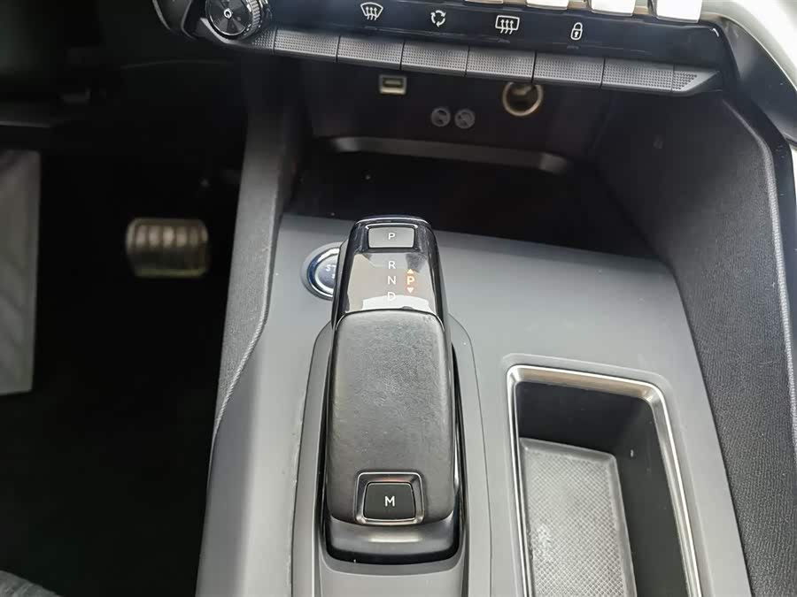Peugeot 4008 2018 #14 Peugeot 4008 2018 car image #14